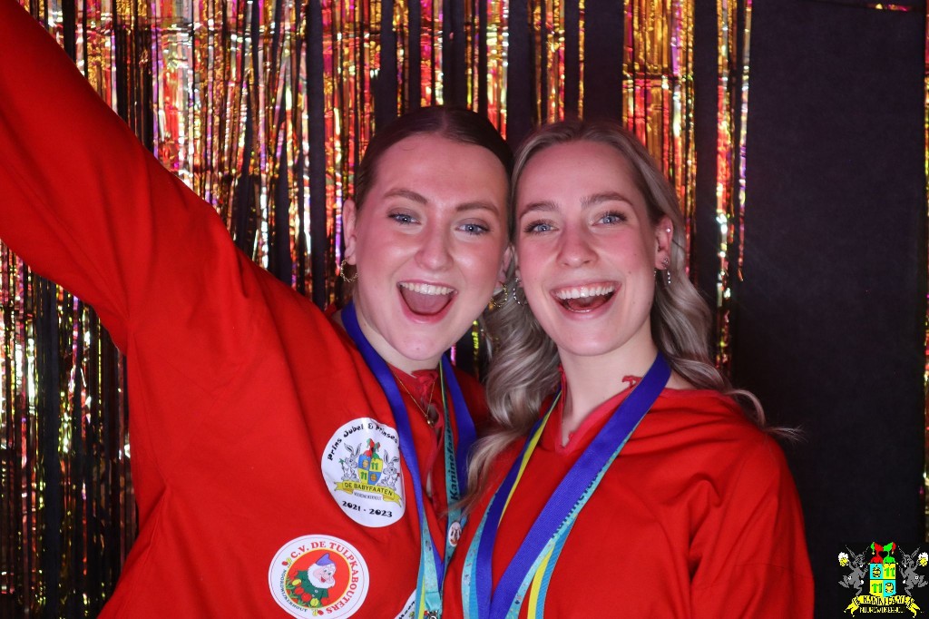 ../Images/Jeugd Opwarmbal Photobooth 282.jpg